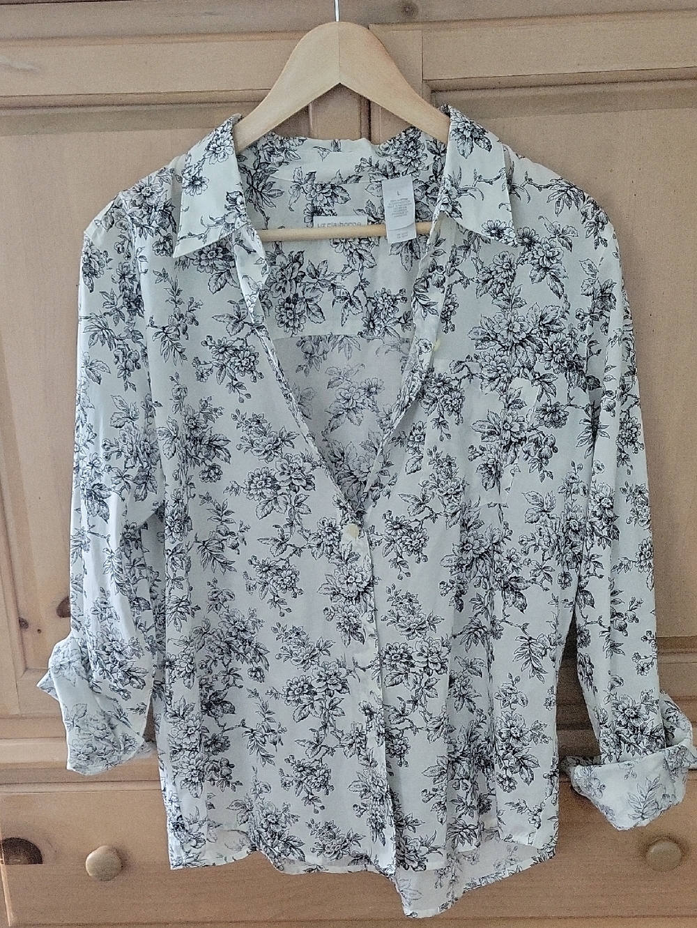 Liz Claiborne Cream Button-Down Shirt Dior Floral Print